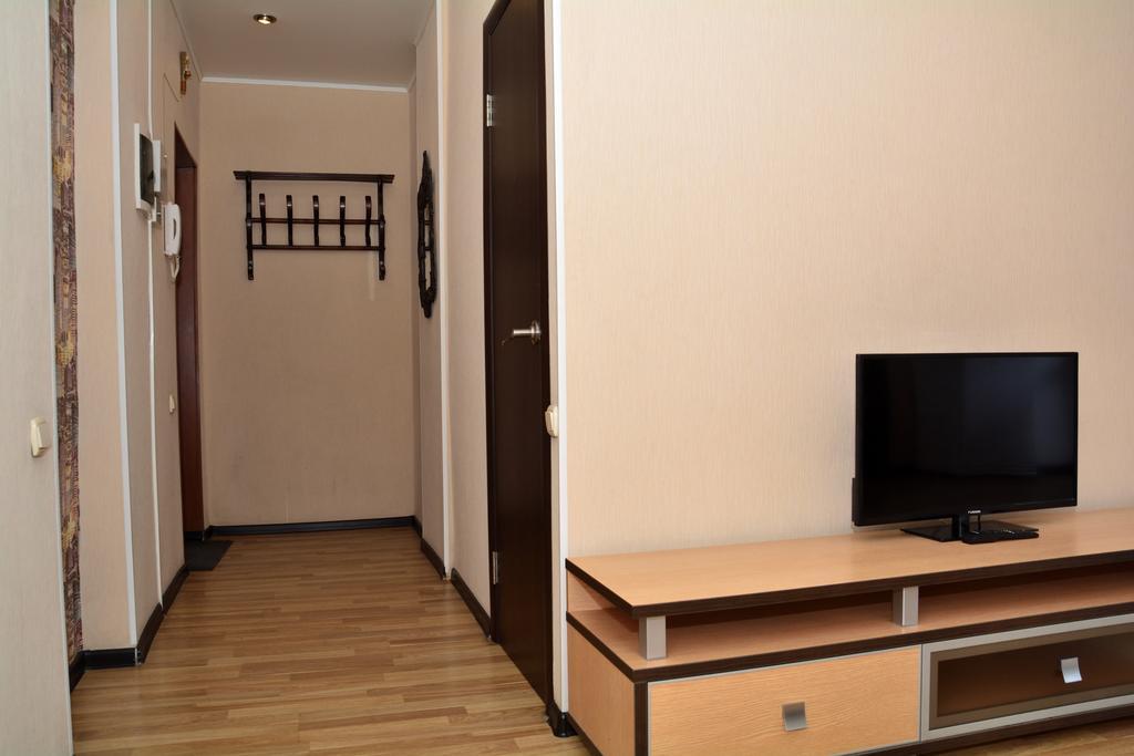 Apartments Engelsa 47A チェリャビンスク エクステリア 写真